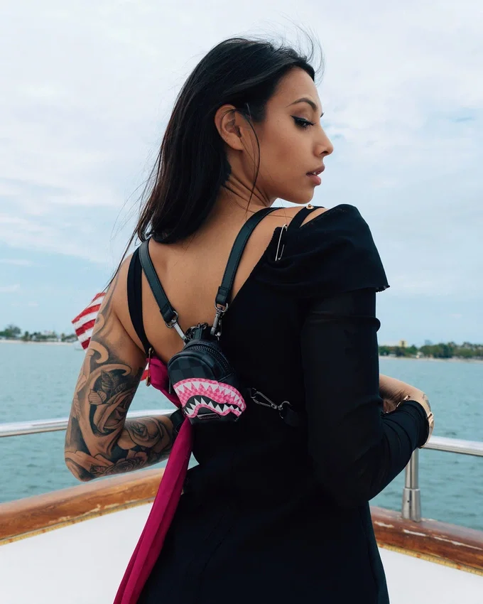 Mochila QUATTRO «Sharks in Candy»
