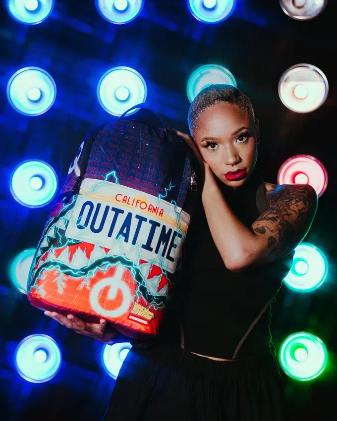 Mochila «REGRESO AL FUTURO» OUTATIME DLXSR