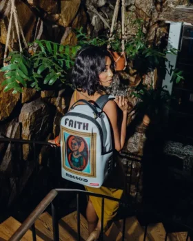 Mochila «SELF/PORTRAIT» de Faith Ringgold (Edición Super Limitada)