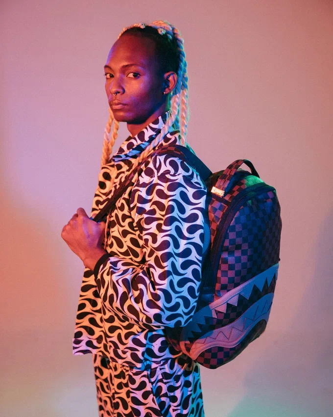 Mochila «Sharks in Paris Henny Never Too Many» (DLXV)