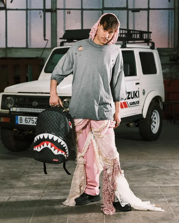 Mochila «Sharks in Paris Hyper Puff»
