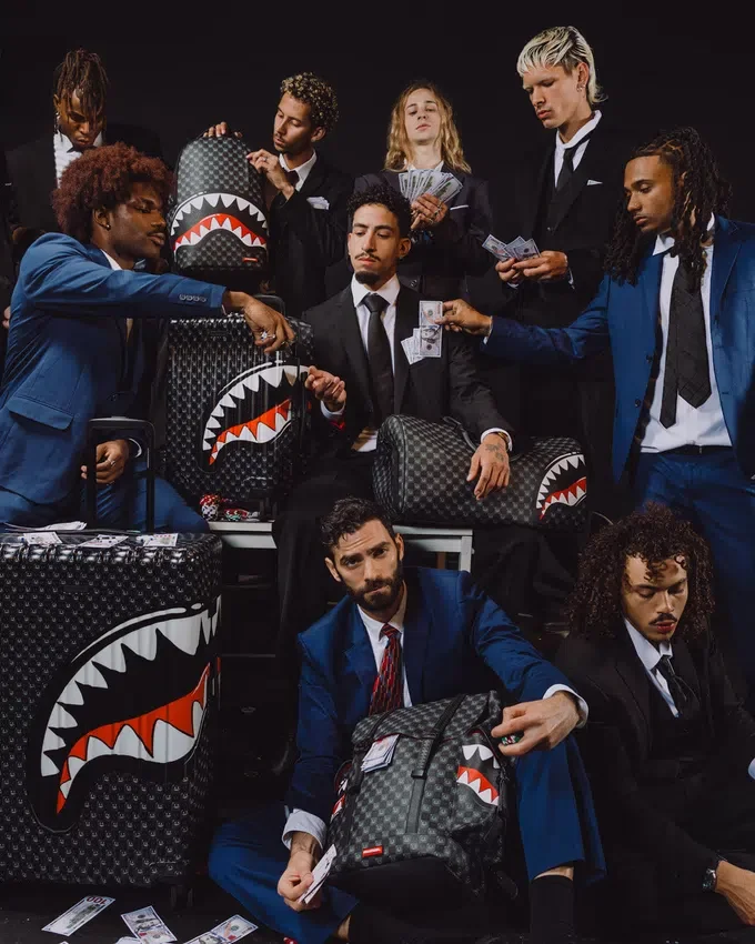 Mochila «Shinobi Sharks in Paris Monte Carlo»