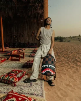 Mochila «THAT BIG CHECK SHARK»
