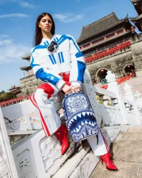 Mochila «TIGRE, FÉNIX Y SHARK» de PORCELANA