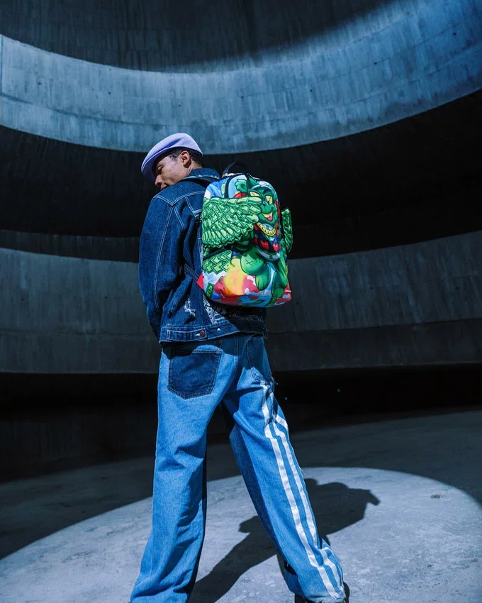 Mochilas «MONEY BEAR WE BOUT TO TAKE OFF»