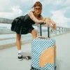 NUEVO EQUIPAJE DE CABINA IMPERIAL «SHARK YACHT CLUB»