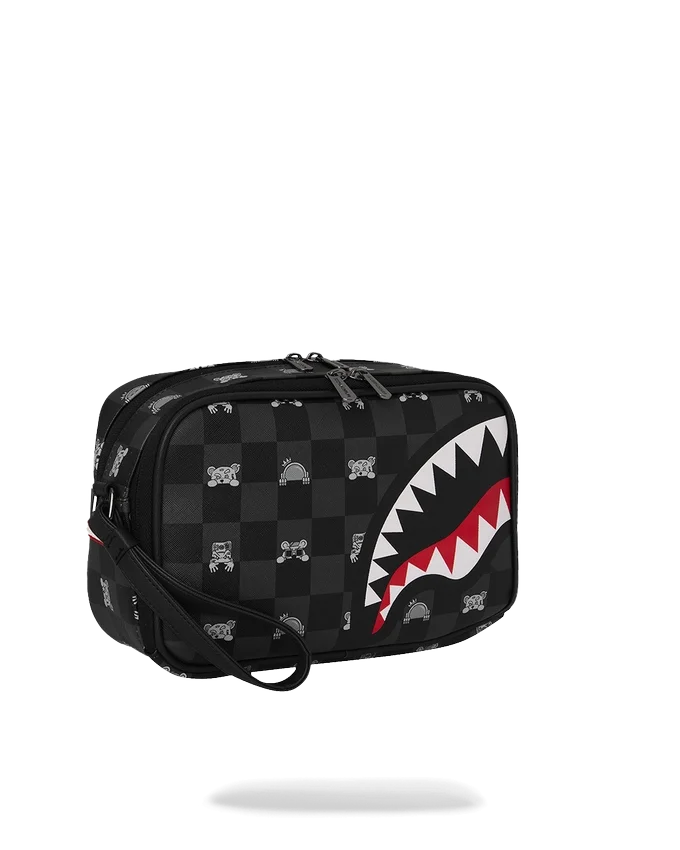 SHARK MOB HIDEOUT: NECESER DE ASEO