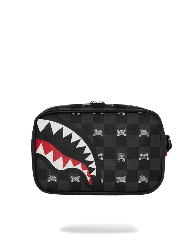 SHARK MOB HIDEOUT: NECESER DE ASEO