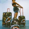 SHARKFLOWER: Equipaje de tamaño completo SHARKNAUTICS de 29,5”