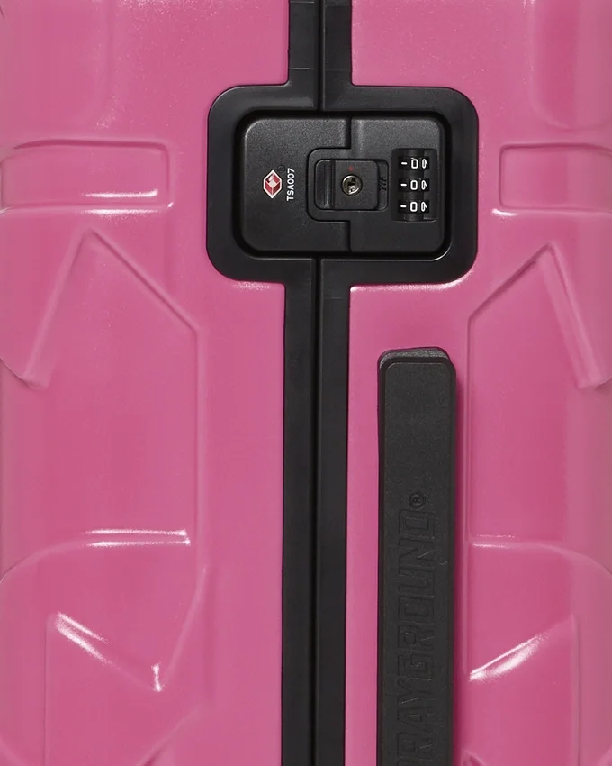 SORBET STUNNA: EQUIPAGE DE MANO DE CARCASA RÍGIDA SHARKITECTURE