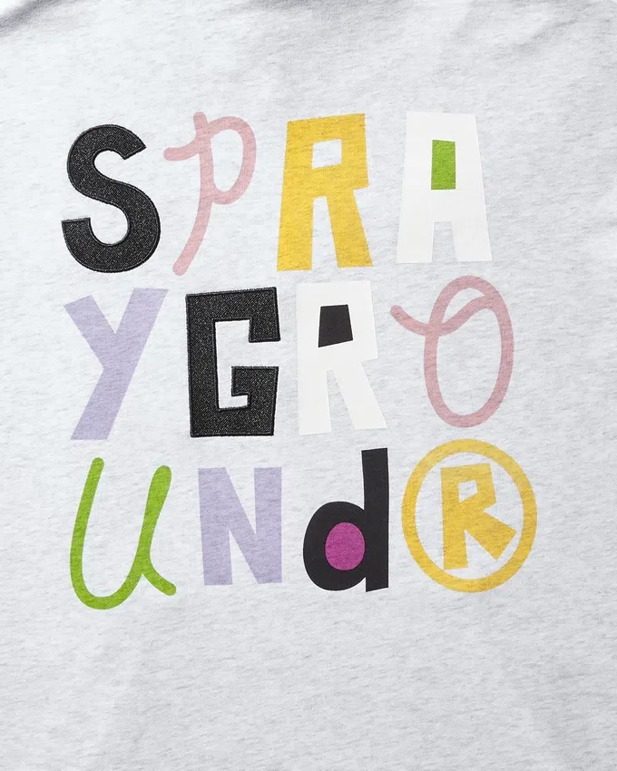 SUDADERA CON CAPUCHA Y CUELLO REDONDO DE SPONGEBOB SHARK (GRIS CLARO)