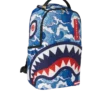 THE SHARK WAVE (fabricada con botellas de plástico 100 % recicladas del océano)